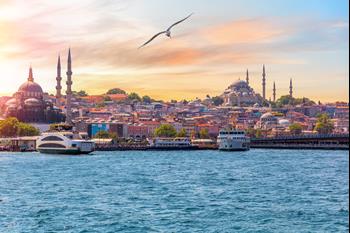 Panorámás kilátás Isztambulra - hajókázás a Boszporusz-szoroson