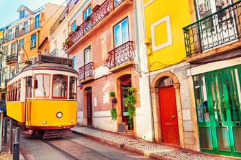 Lizbona z rejonu Quarteira i Lagos