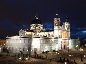 Sužavėjo Madridą naktį