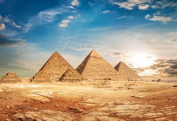 Celý den do pyramid v Gíze, Egyptského muzea a Khan Khalili